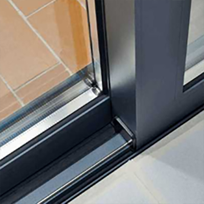 樹脂サッシ（複層orトリプルガラス）